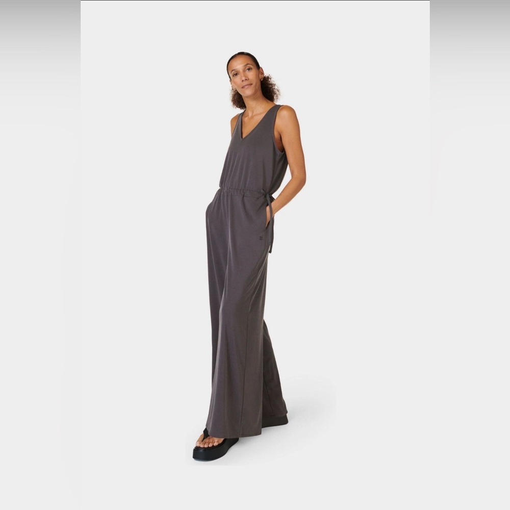 Sweaty Betty Cruise Wide Leg Sleeveless Jumpsuit Falu Red - Picture 2 of 14